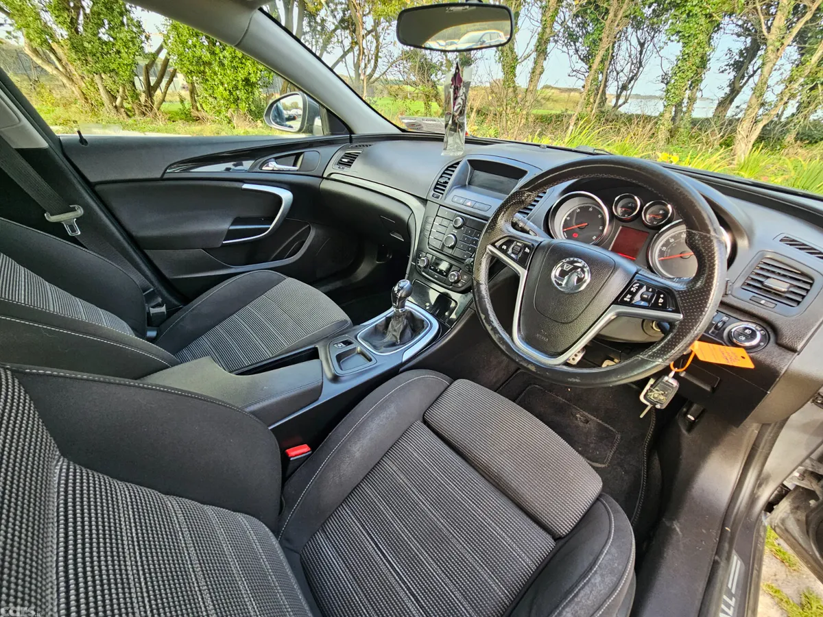 Opel Insignia Hatchback, Diesel, 2012, Grey