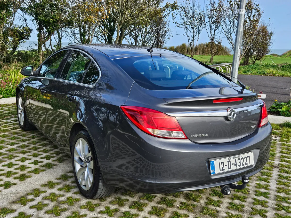 Opel Insignia Hatchback, Diesel, 2012, Grey