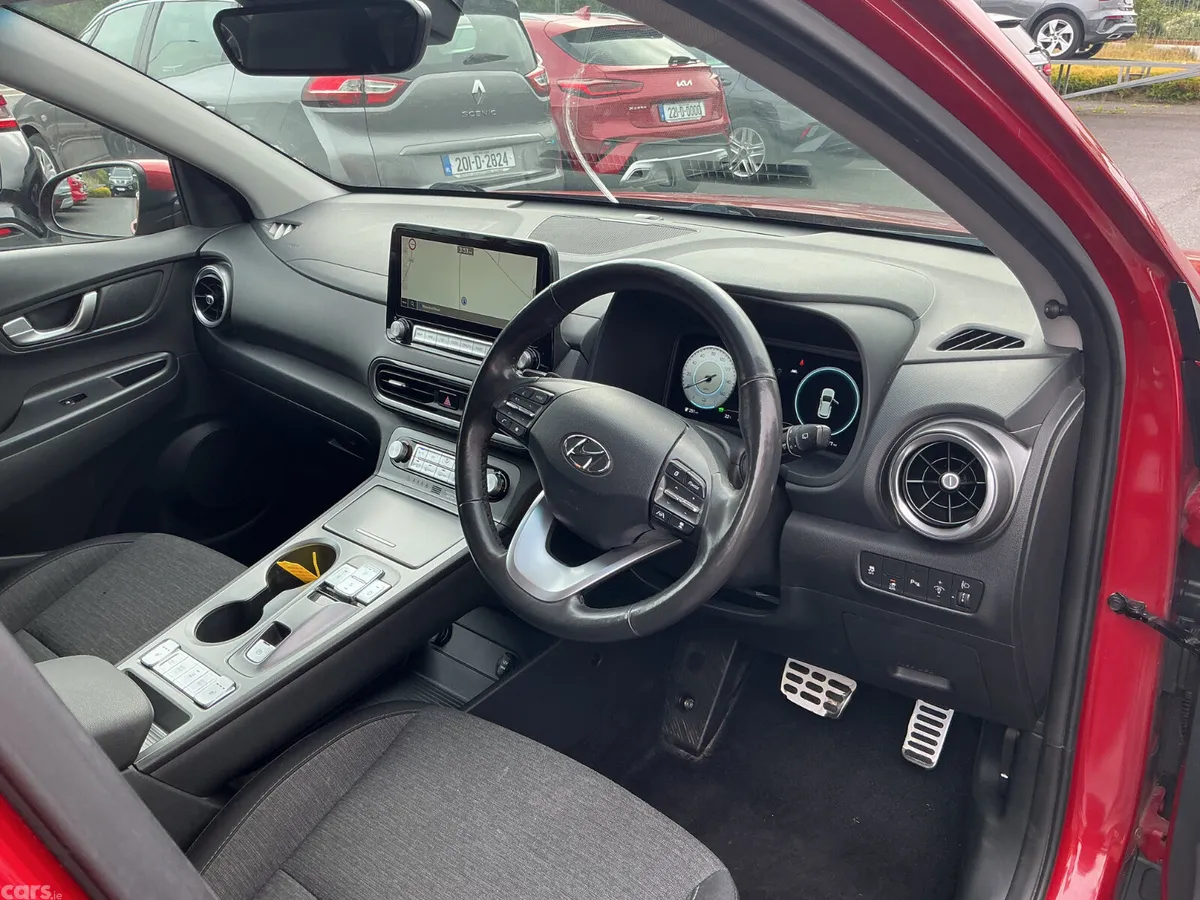 Hyundai KONA Hatchback, Electric, 2022, Red
