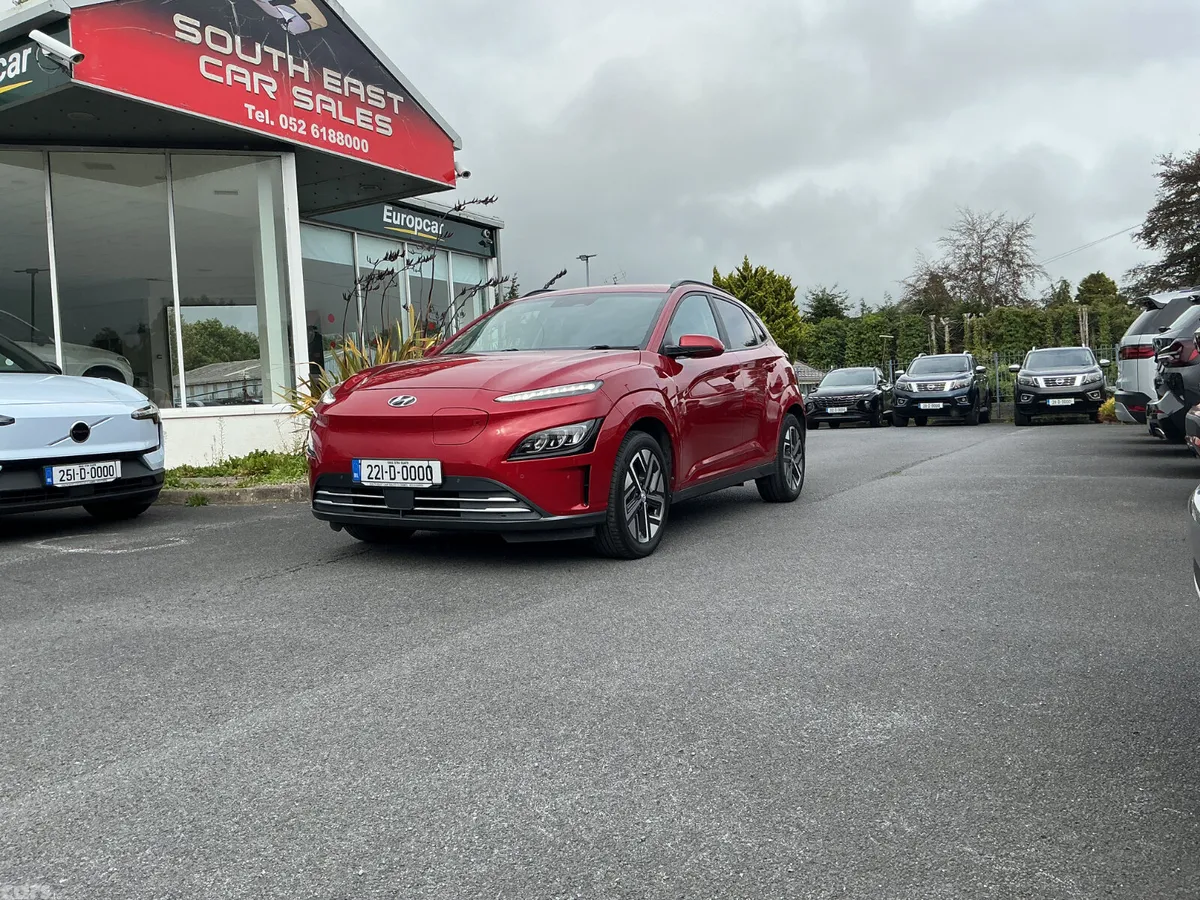 Hyundai KONA Hatchback, Electric, 2022, Red