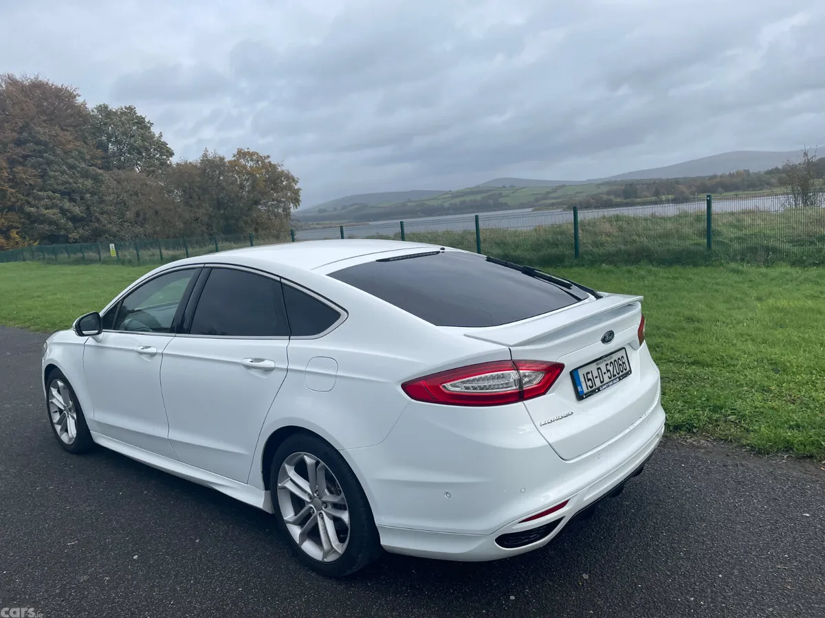 Ford Mondeo Hatchback, Diesel, 2015, White