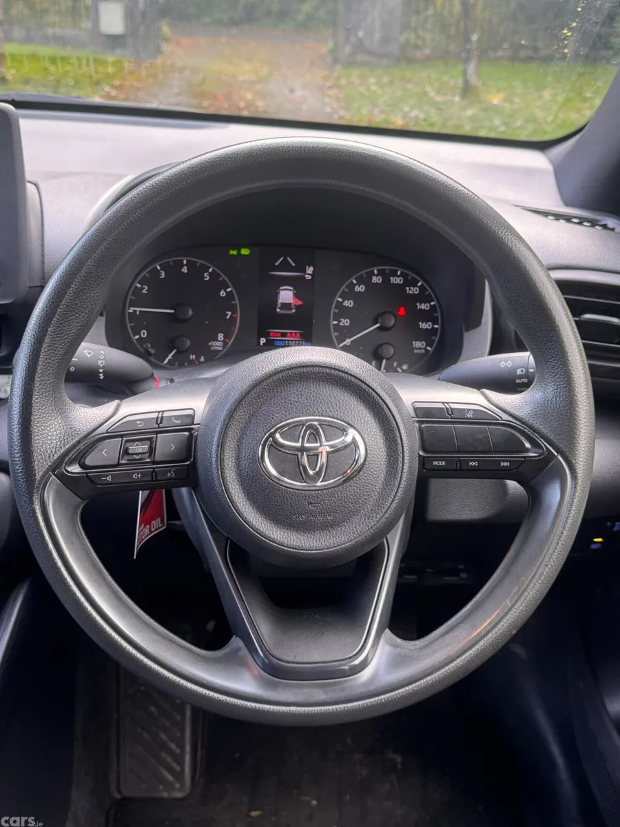 Toyota Yaris Hatchback, Petrol, 2020, White