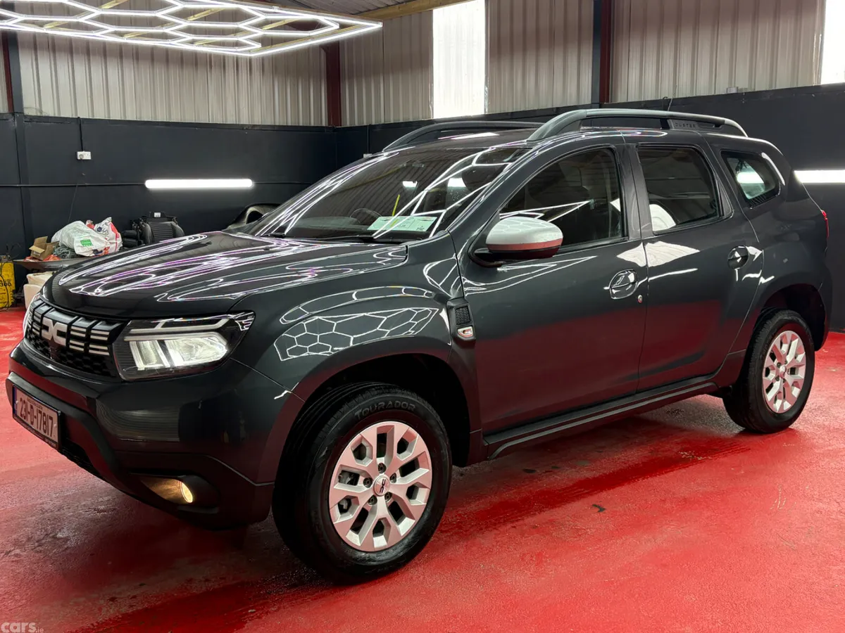 Dacia Duster SUV, Petrol, 2023, Grey