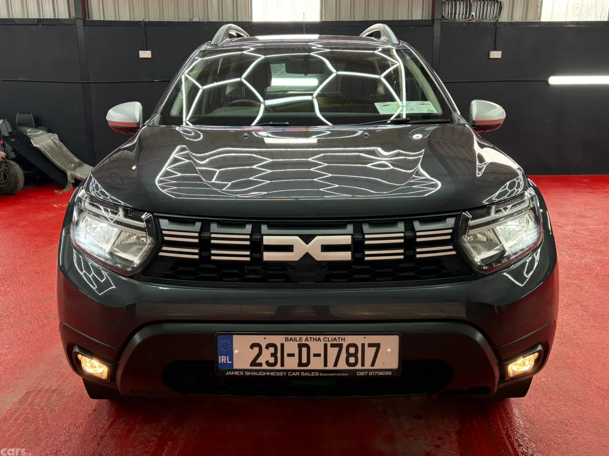 Dacia Duster SUV, Petrol, 2023, Grey