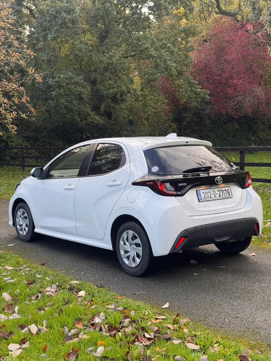 Toyota Yaris Hatchback, Petrol, 2020, White