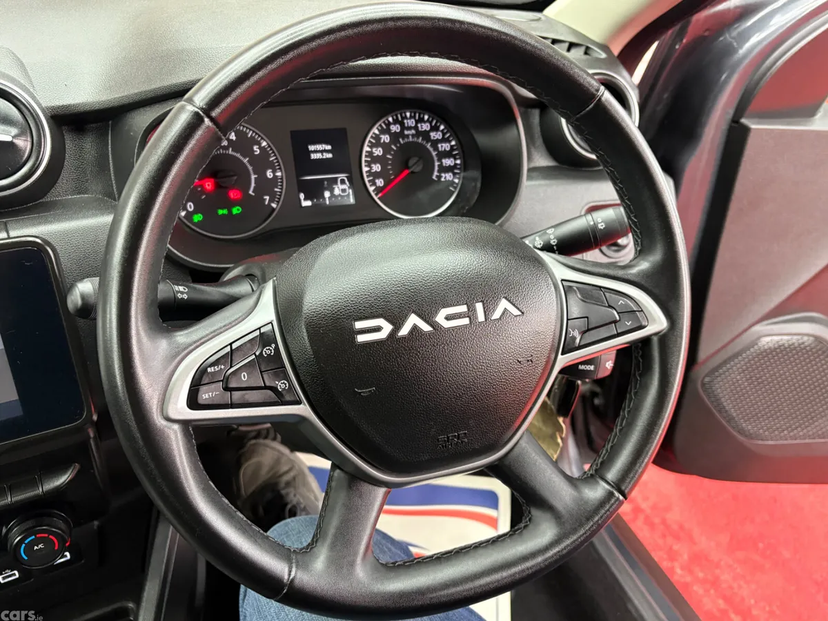 Dacia Duster SUV, Petrol, 2023, Grey