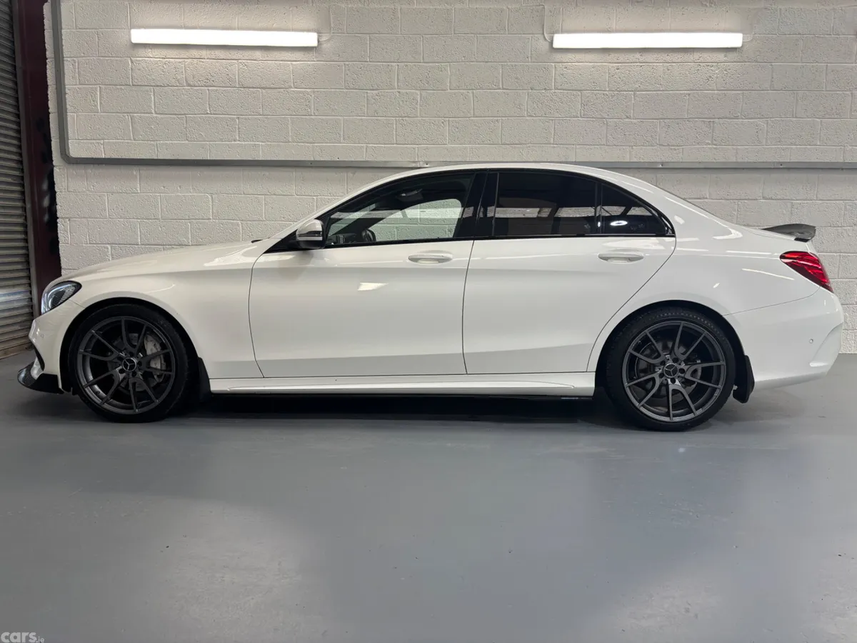 Mercedes-Benz C-Class Saloon, Diesel, 2018, White