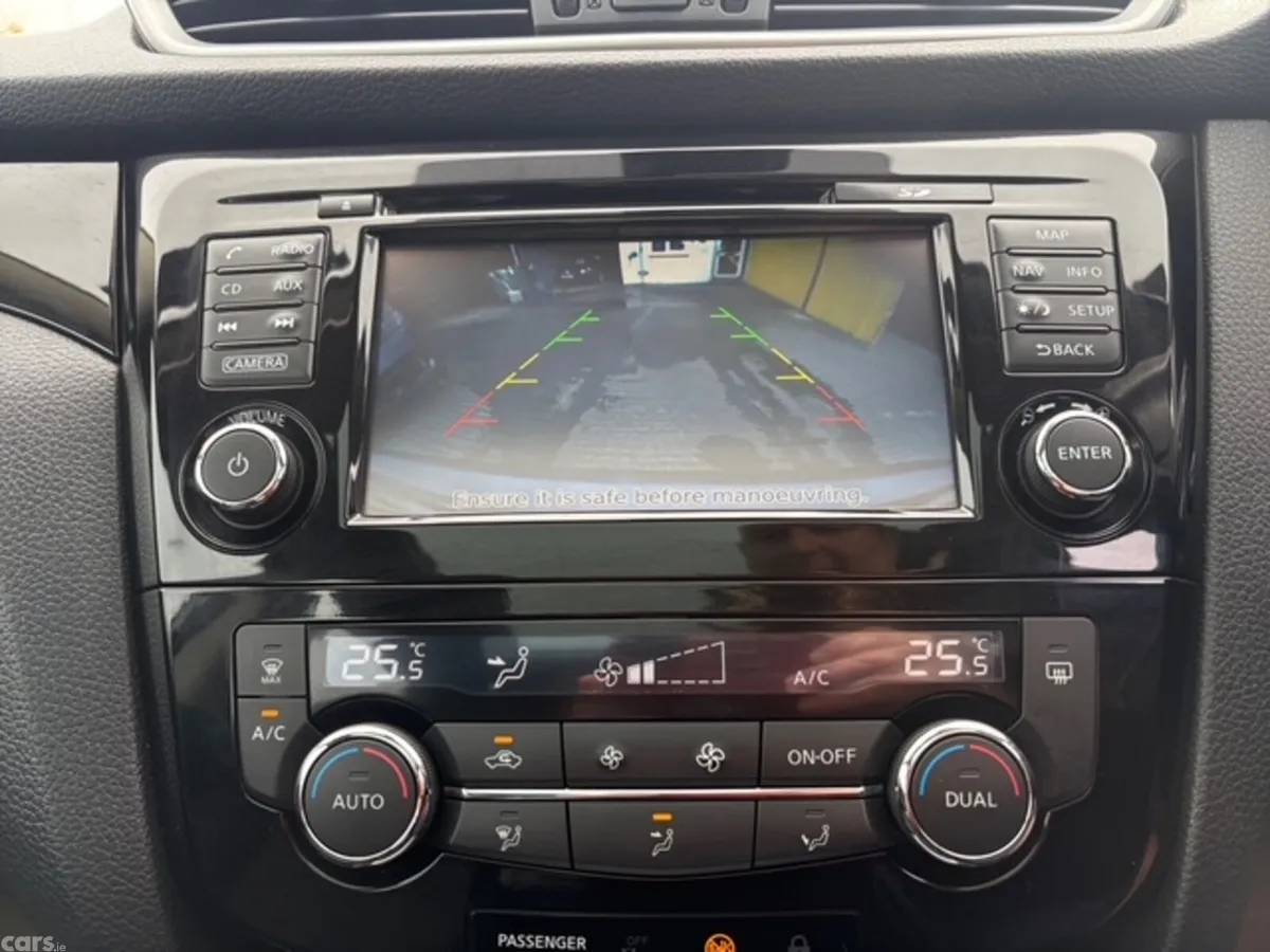 Nissan Qashqai SUV, Diesel, 2017, Grey
