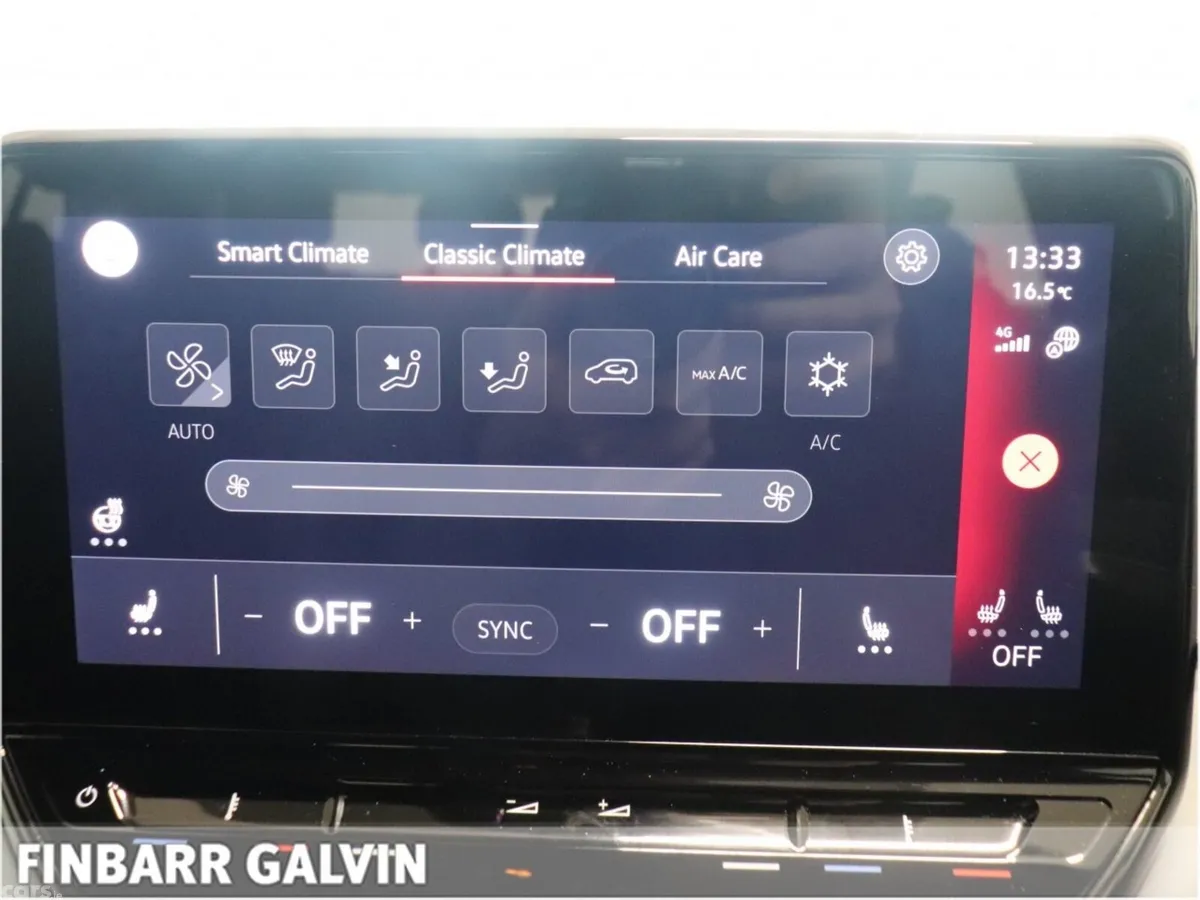 Volkswagen ID.4 Hatchback, Electric, 2023, Grey