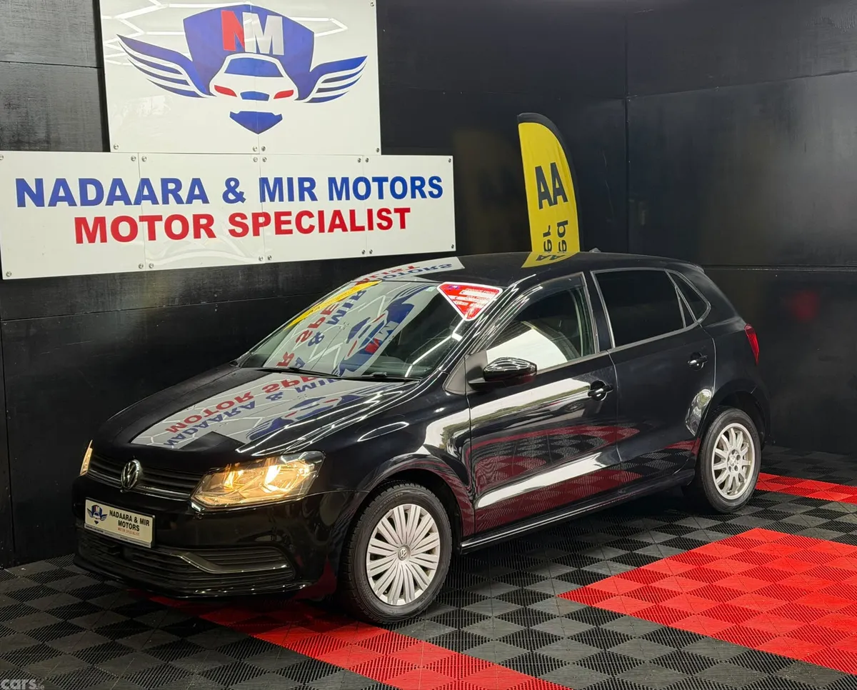 Volkswagen Polo Hatchback, Petrol, 2015, Black