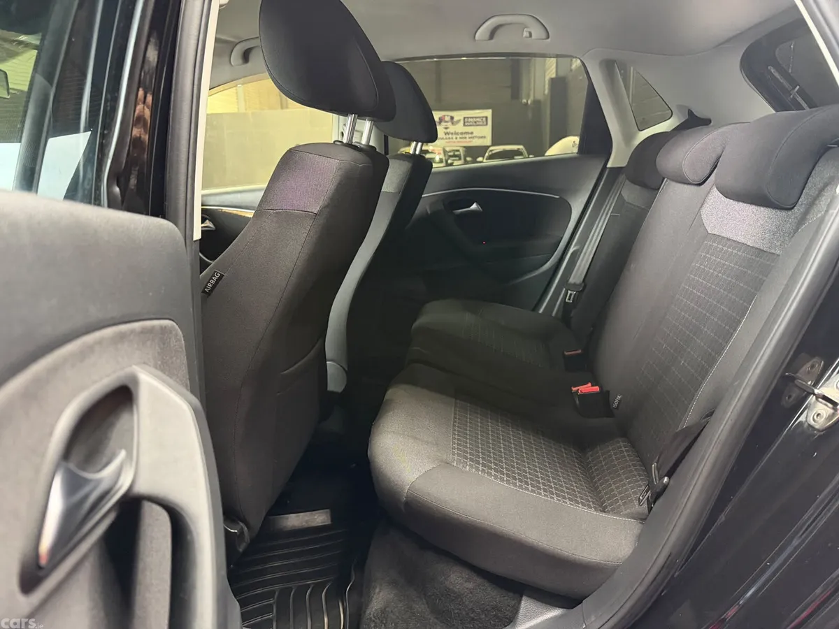 Volkswagen Polo Hatchback, Petrol, 2015, Black