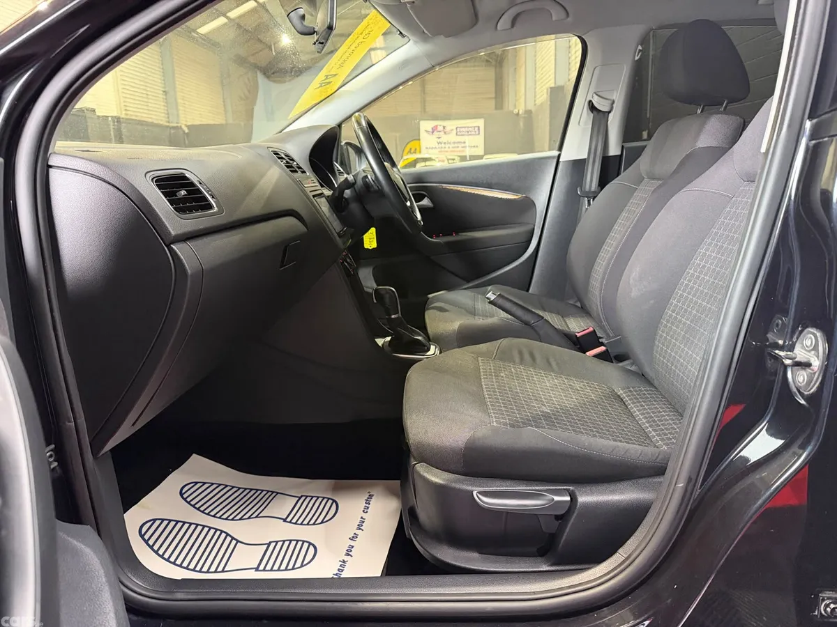Volkswagen Polo Hatchback, Petrol, 2015, Black