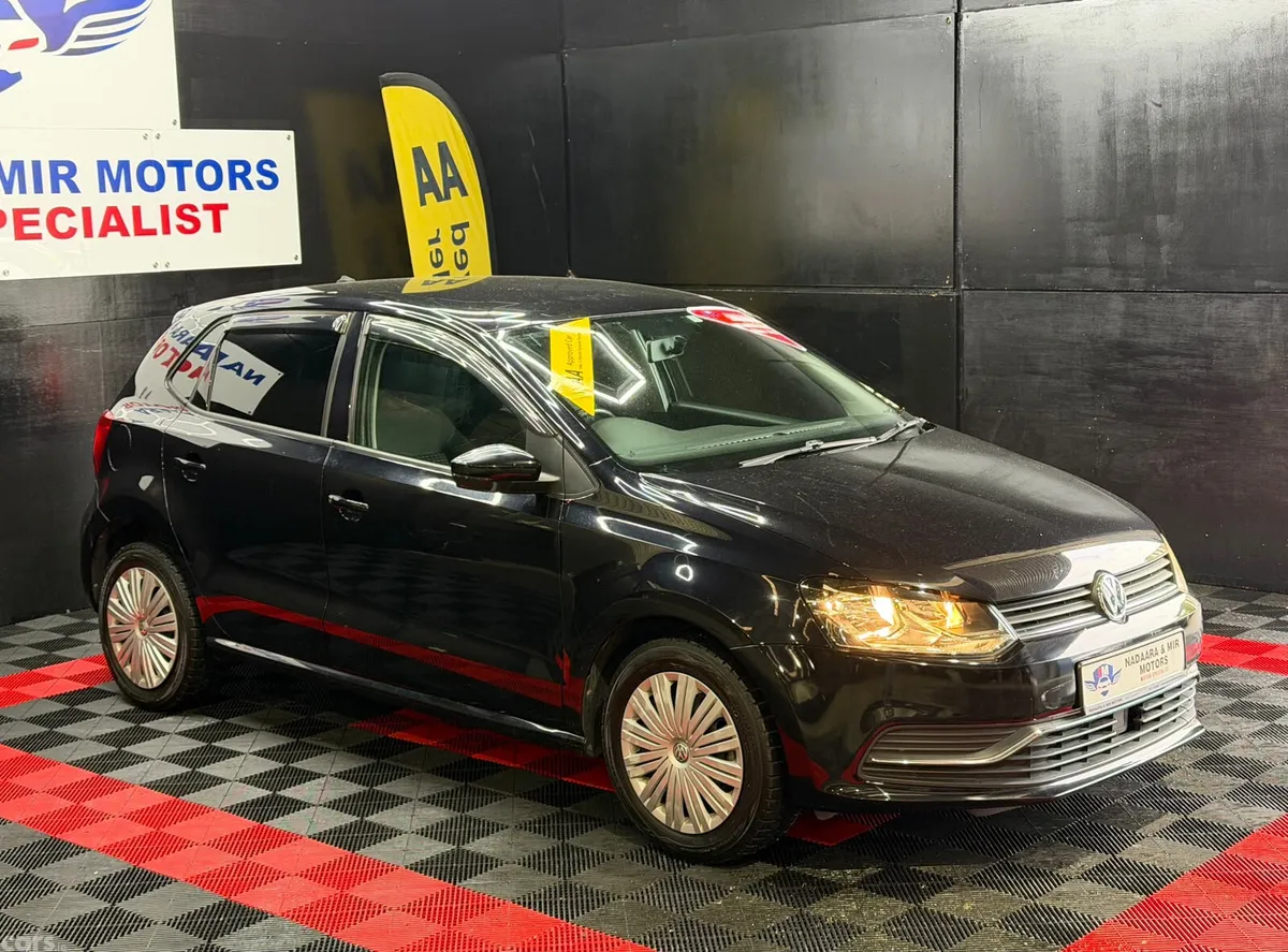 Volkswagen Polo Hatchback, Petrol, 2015, Black