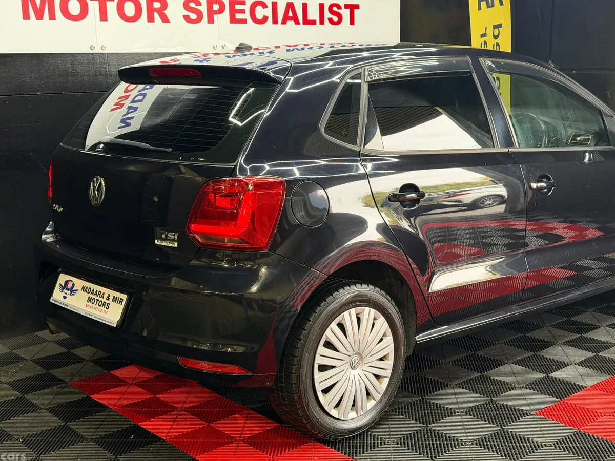 Volkswagen Polo Hatchback, Petrol, 2015, Black