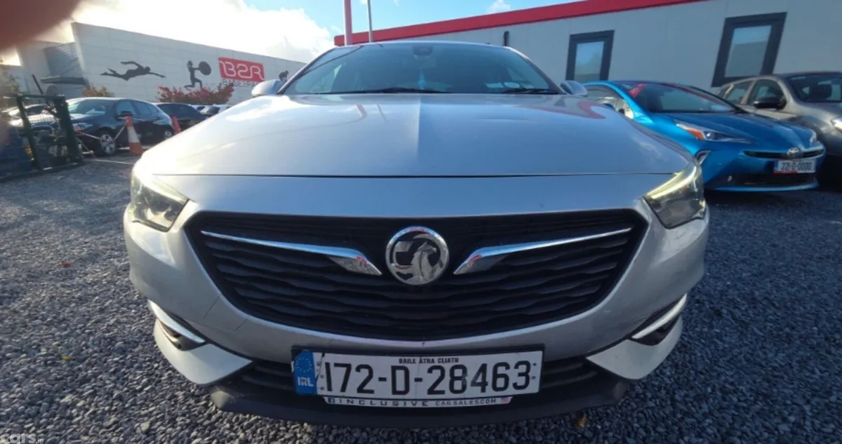 Vauxhall Insignia Hatchback, Diesel, 2017, Silver