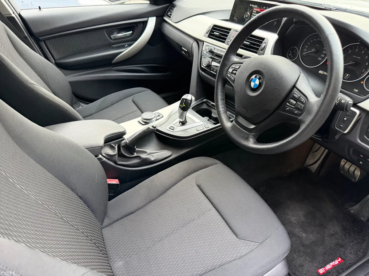 BMW 3-Series Saloon, Petrol Plug-in Hybrid, 2017, White