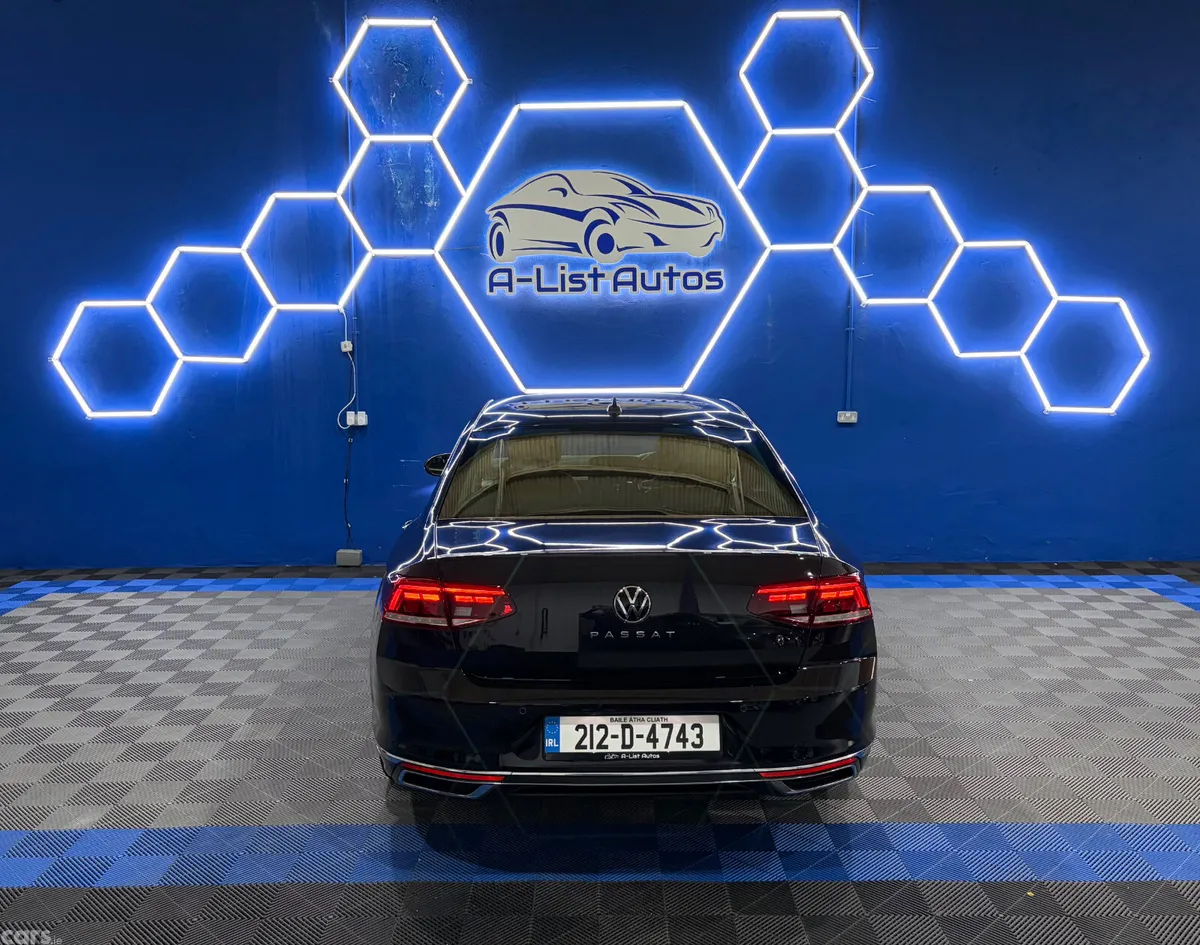 Volkswagen Passat Saloon, Diesel, 2021, Black