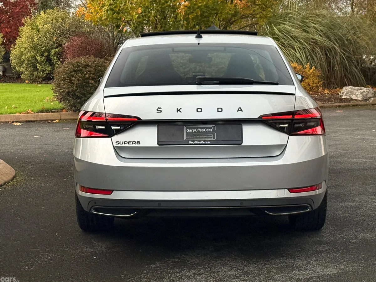 Skoda Superb Saloon, Diesel, 2024, Grey