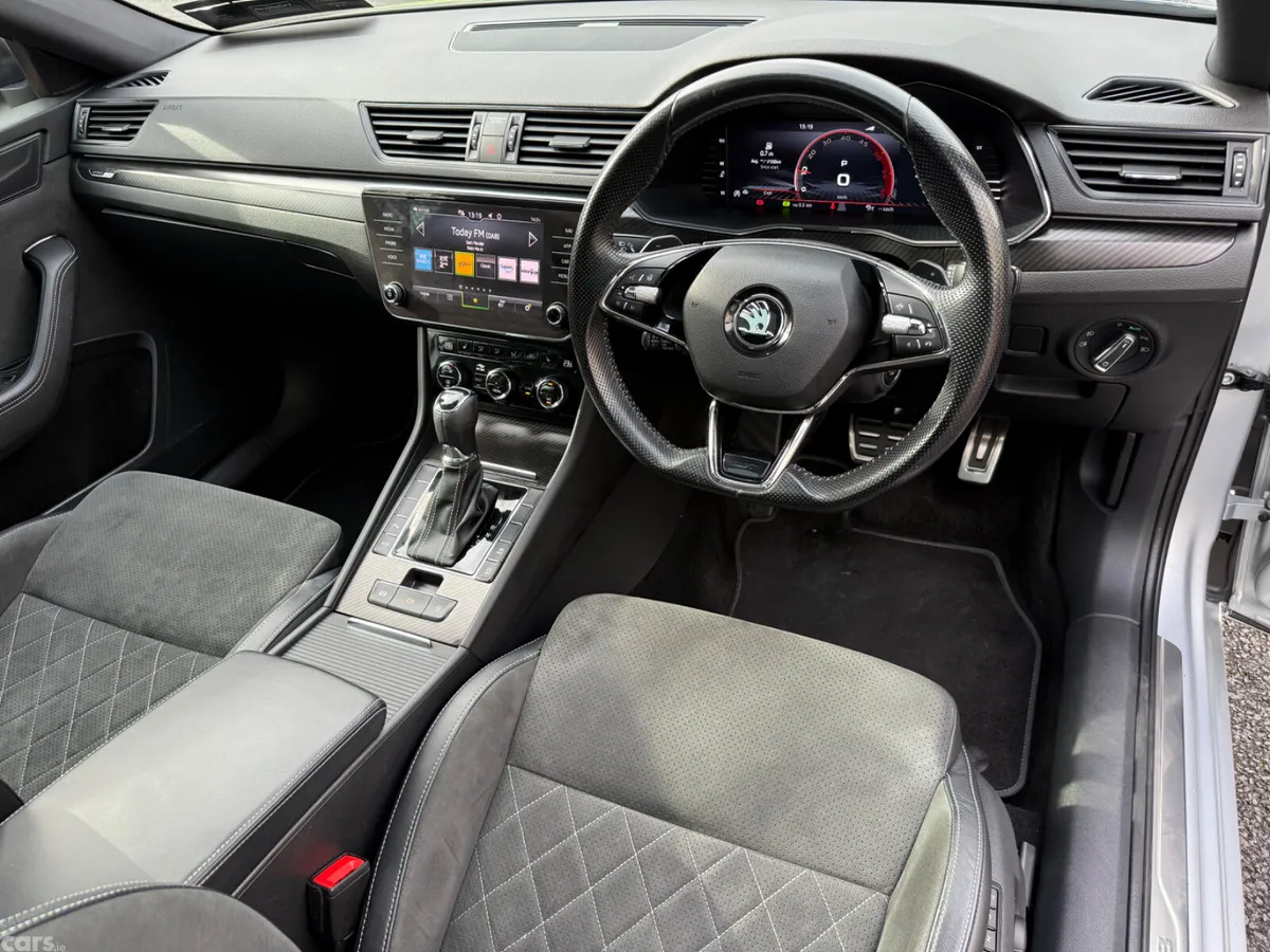 Skoda Superb Saloon, Diesel, 2024, Grey