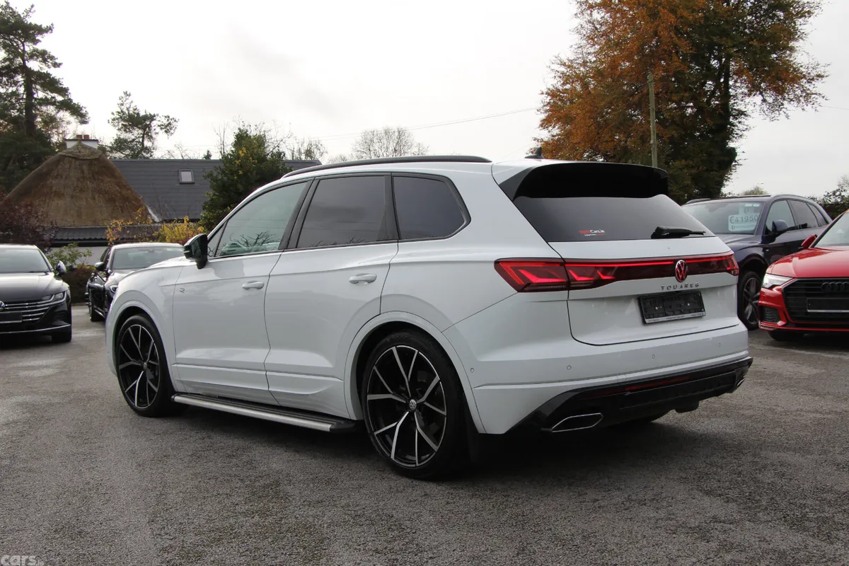 Volkswagen Touareg SUV, Diesel, 2024, White