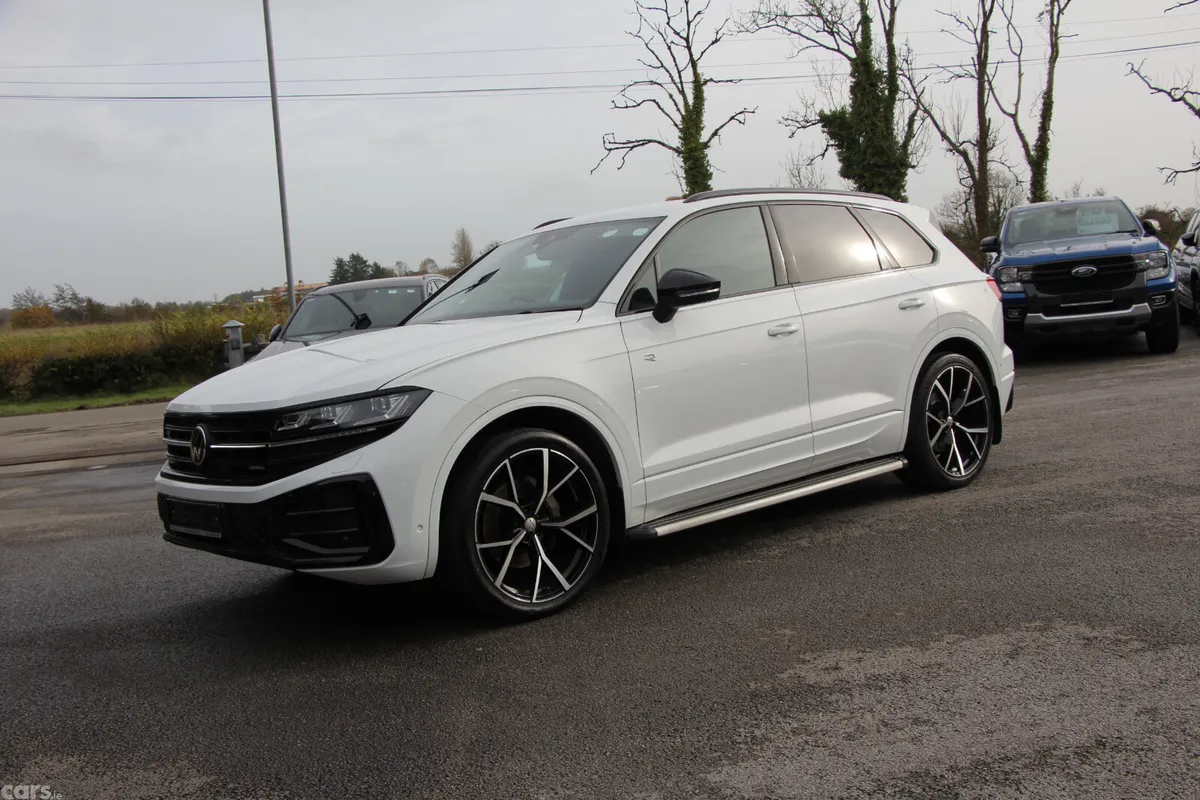 Volkswagen Touareg SUV, Diesel, 2024, White