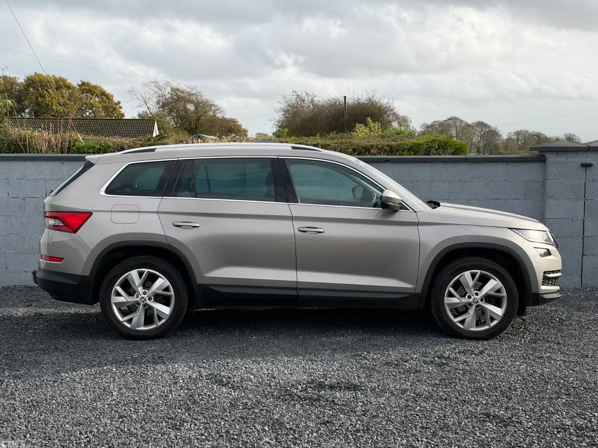 Skoda Kodiaq SUV, Diesel, 2017, Gold