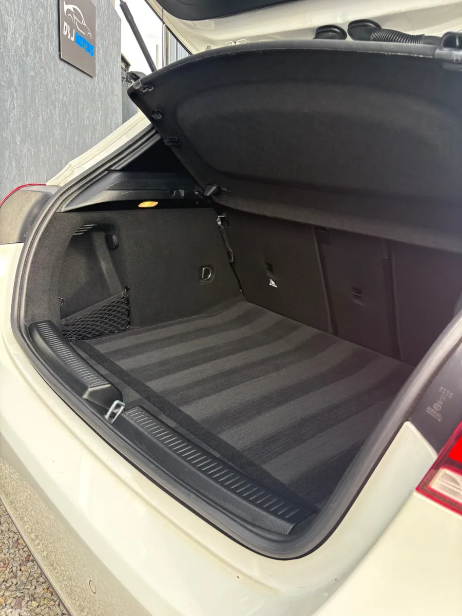 Mercedes-Benz A-Class Hatchback, Petrol, 2019, White