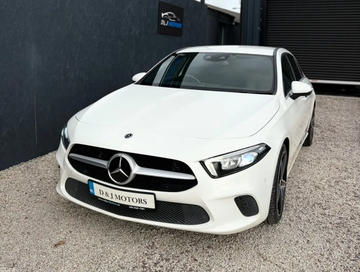 Mercedes-Benz A-Class Hatchback, Petrol, 2019, White