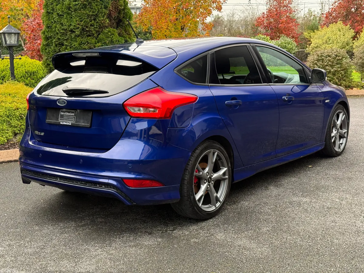 Ford Focus Hatchback, Diesel, 2018, Blue