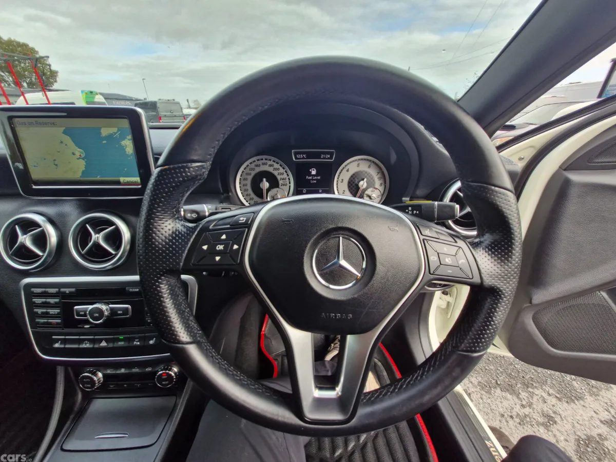 Mercedes-Benz A-Class Hatchback, Petrol, 2013, White