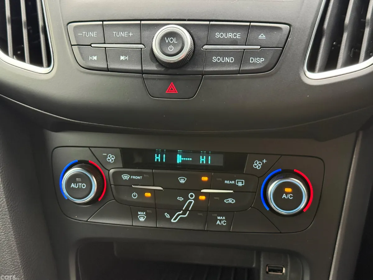 Ford Focus Hatchback, Diesel, 2018, Blue