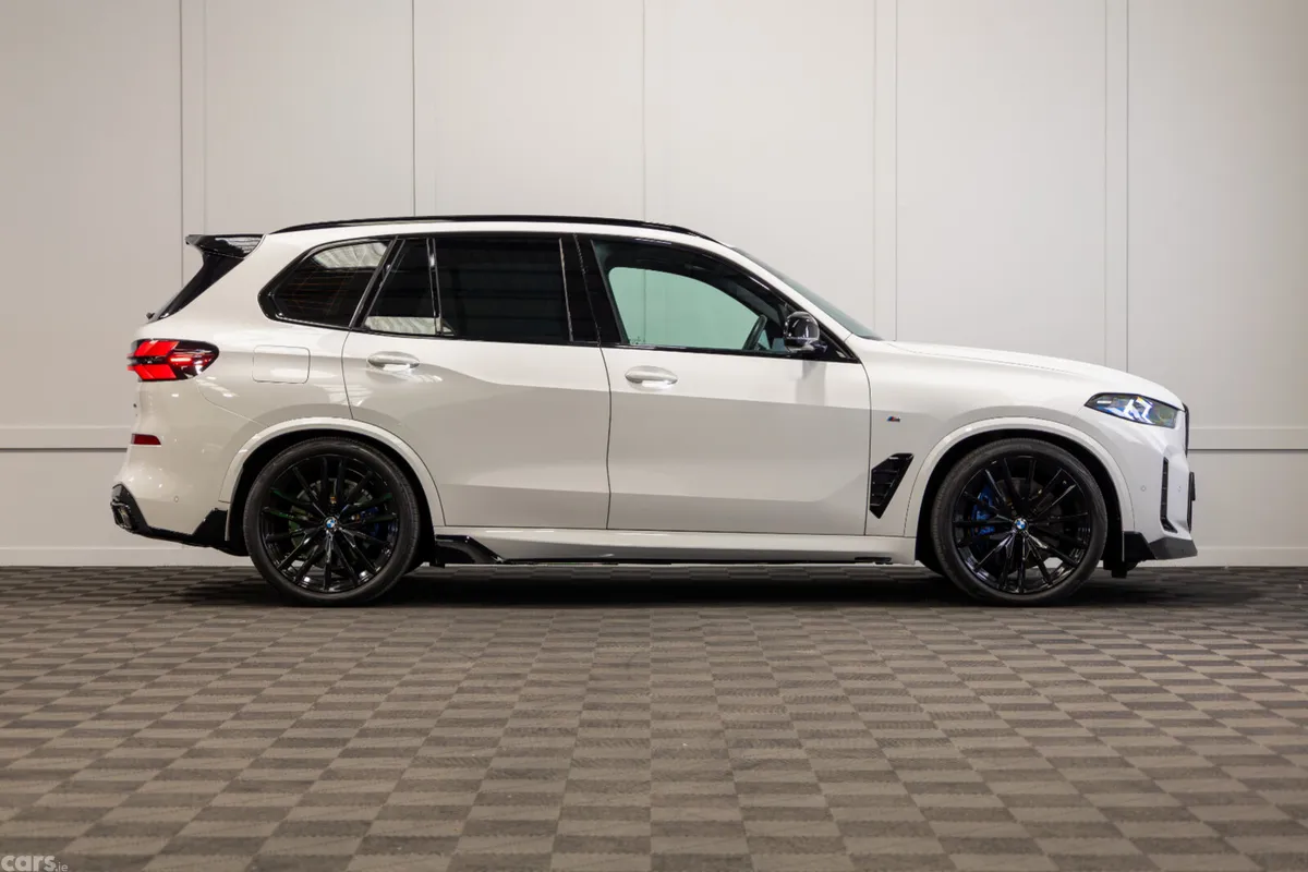BMW X5 SUV, Petrol Plug-in Hybrid, 2025, White