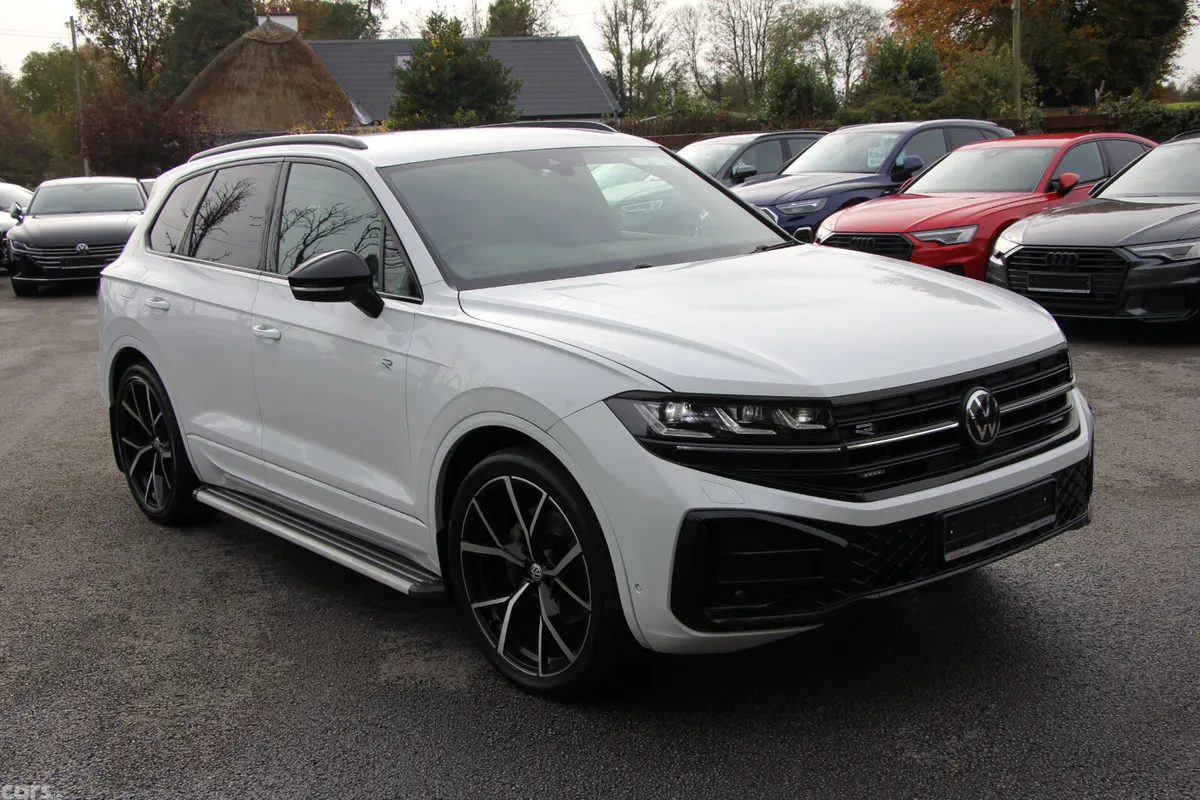 Volkswagen Touareg SUV, Diesel, 2024, White