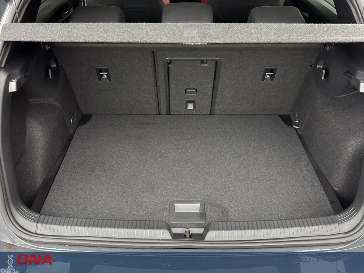 Volkswagen Golf Hatchback, Petrol, 2022, Grey