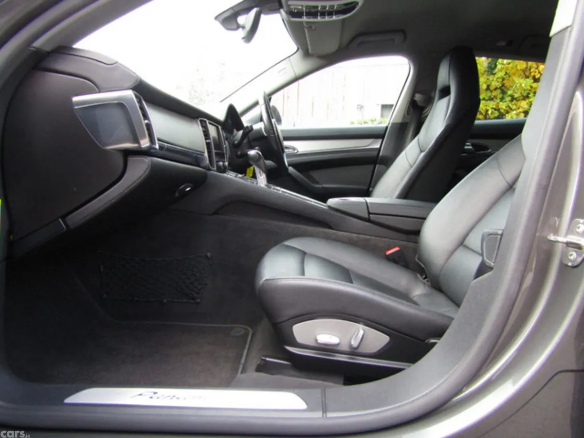 Porsche Panamera Hatchback, Diesel, 2014, Grey