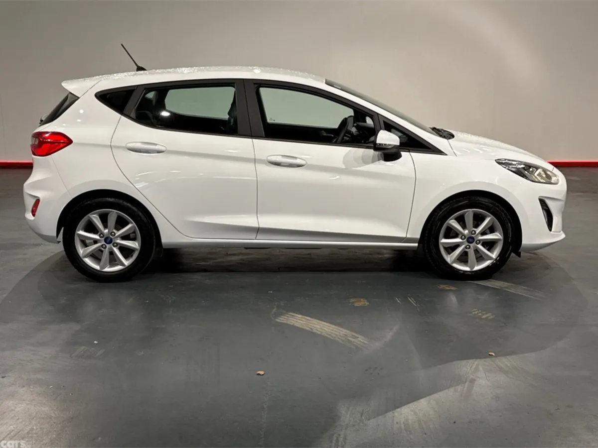 Ford Fiesta Hatchback, Petrol, 2019, White