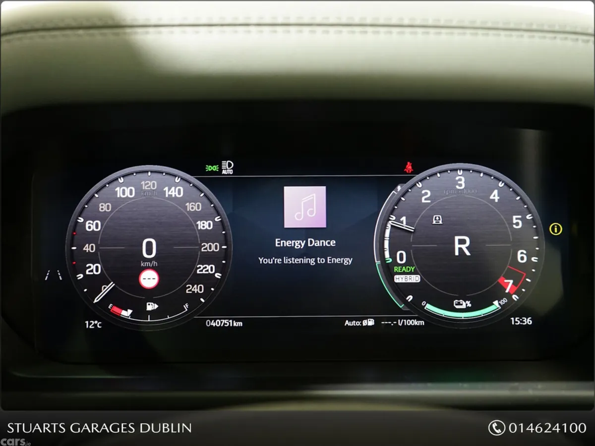 Land Rover Defender Estate, Petrol Plug-in Hybrid, 2023, Grey