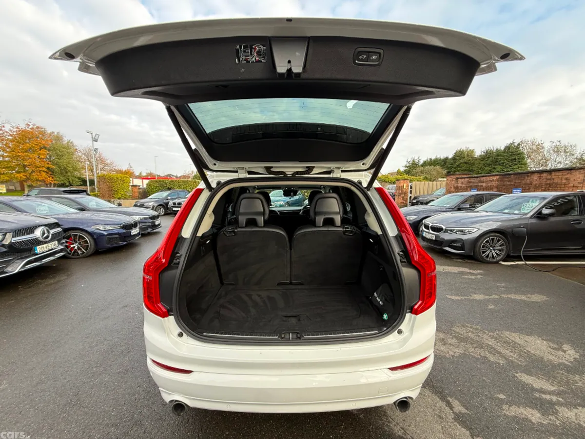Volvo XC90 MPV, Diesel, 2019, White