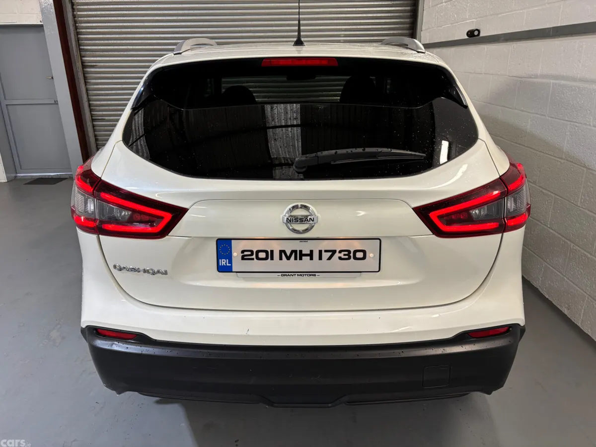 Nissan Qashqai MPV, Diesel, 2020, White