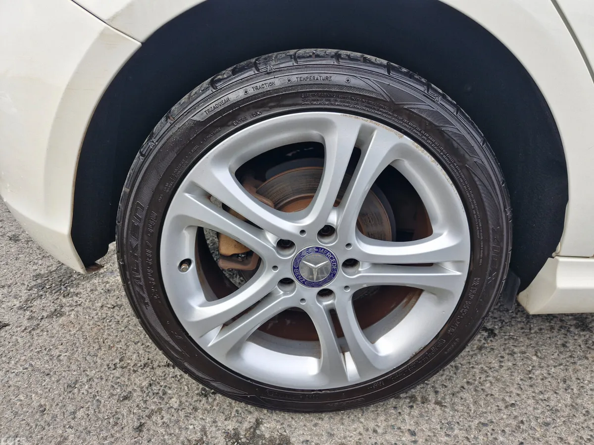 Mercedes-Benz A-Class Hatchback, Petrol, 2013, White