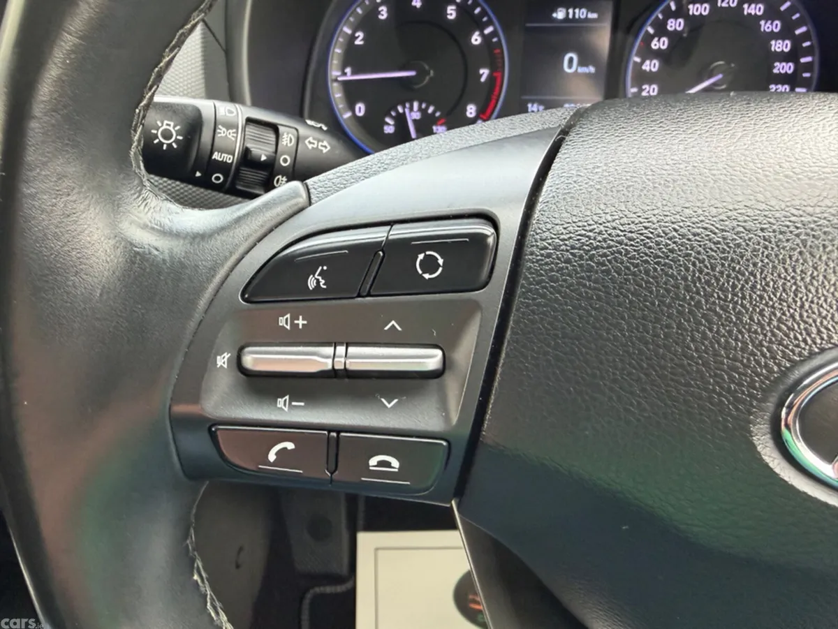 Hyundai KONA SUV, Petrol, 2018, Grey