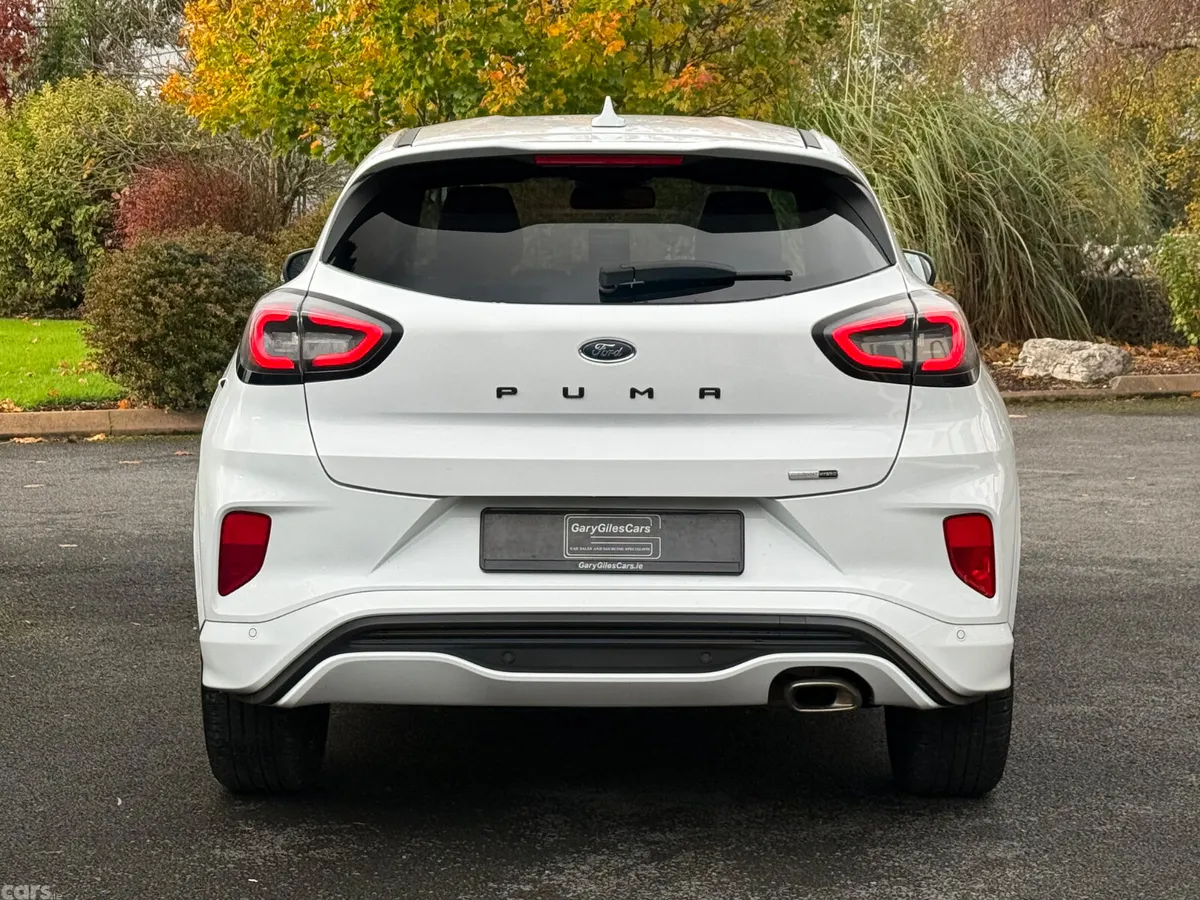 Ford Puma MPV, Petrol, 2023, White