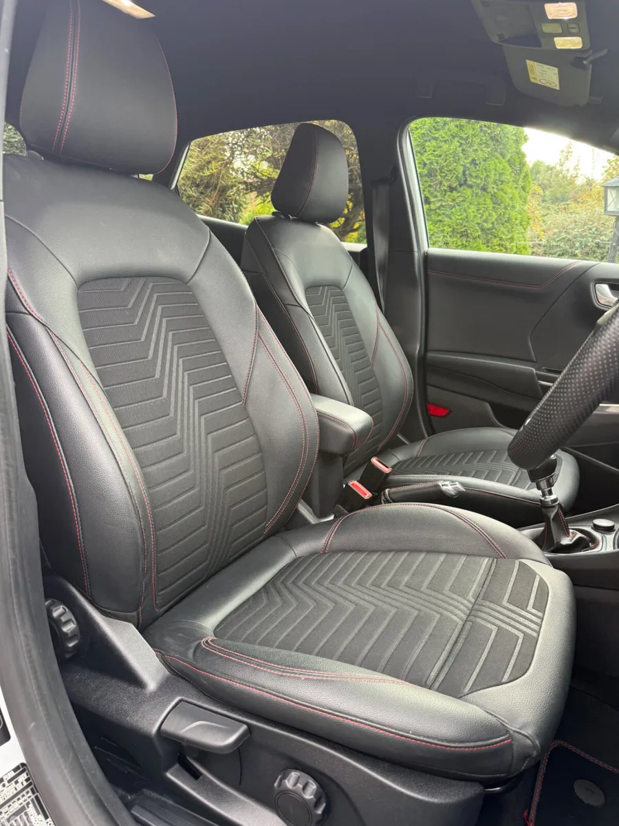 Ford Puma MPV, Petrol, 2023, White
