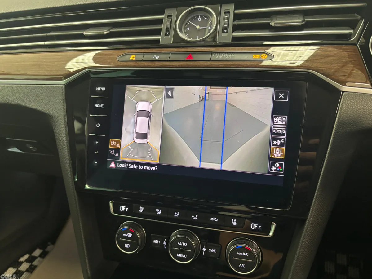Volkswagen Passat Saloon, Petrol, 2018, White