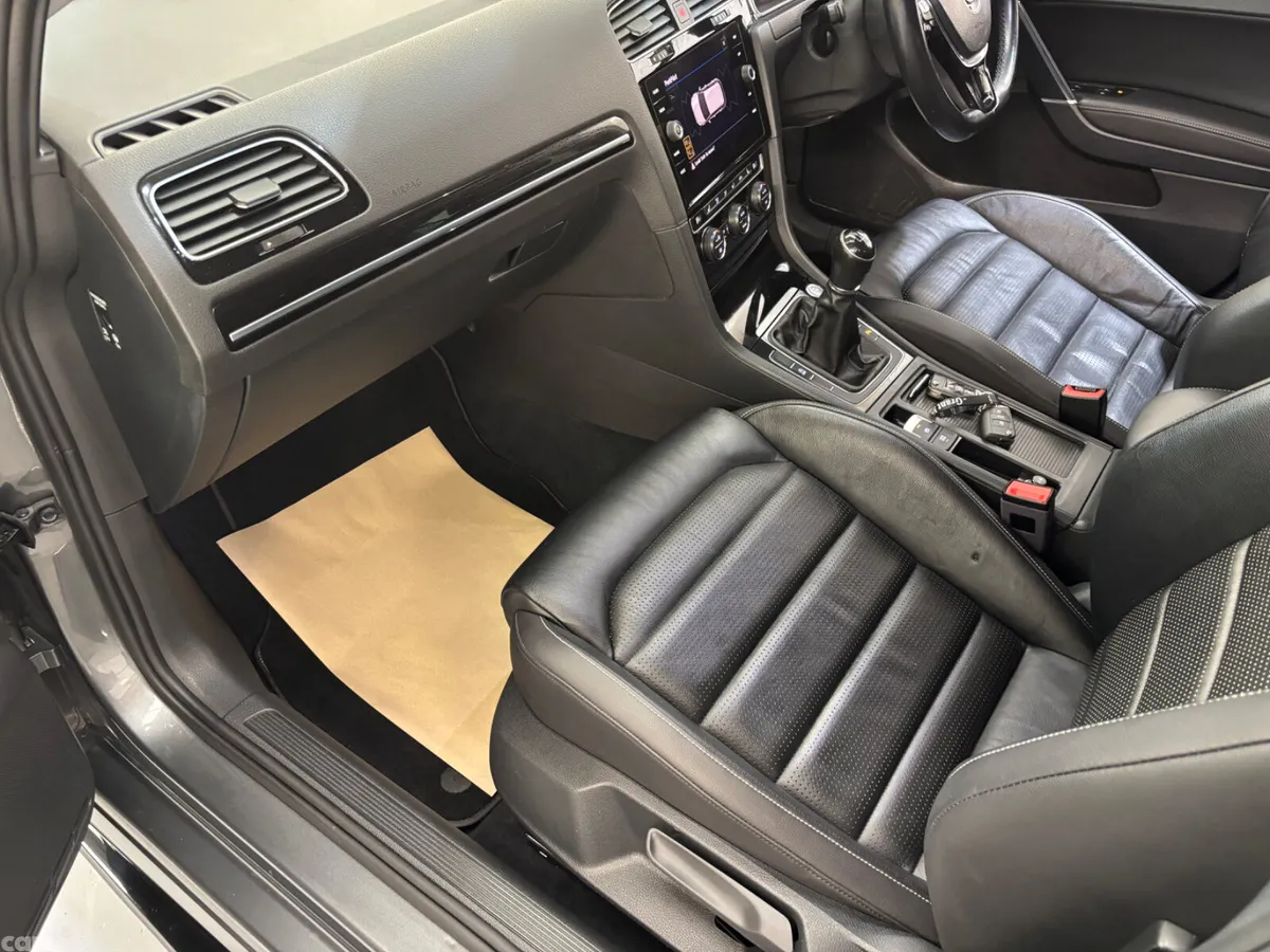 Volkswagen Golf Hatchback, Diesel, 2020, Grey