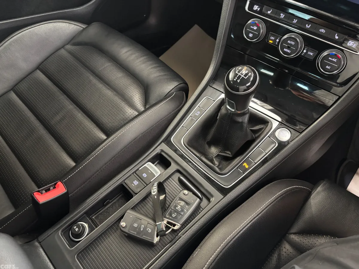 Volkswagen Golf Hatchback, Diesel, 2020, Grey