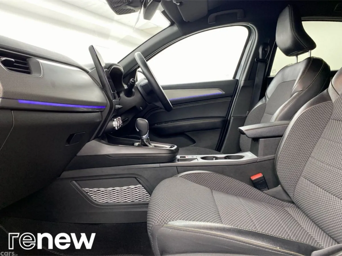 Renault Arkana Hatchback, Petrol Hybrid, 2025, Grey