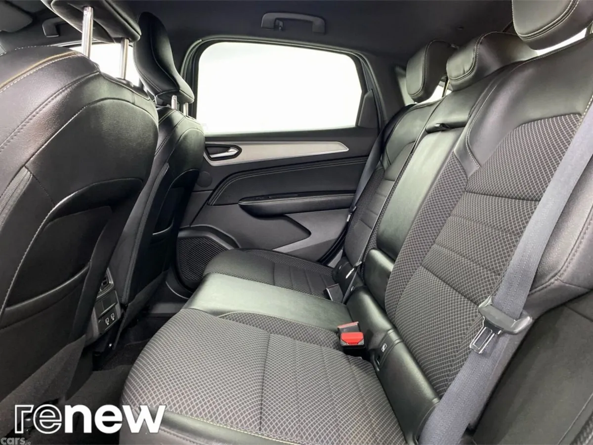 Renault Arkana Hatchback, Petrol Hybrid, 2025, Grey