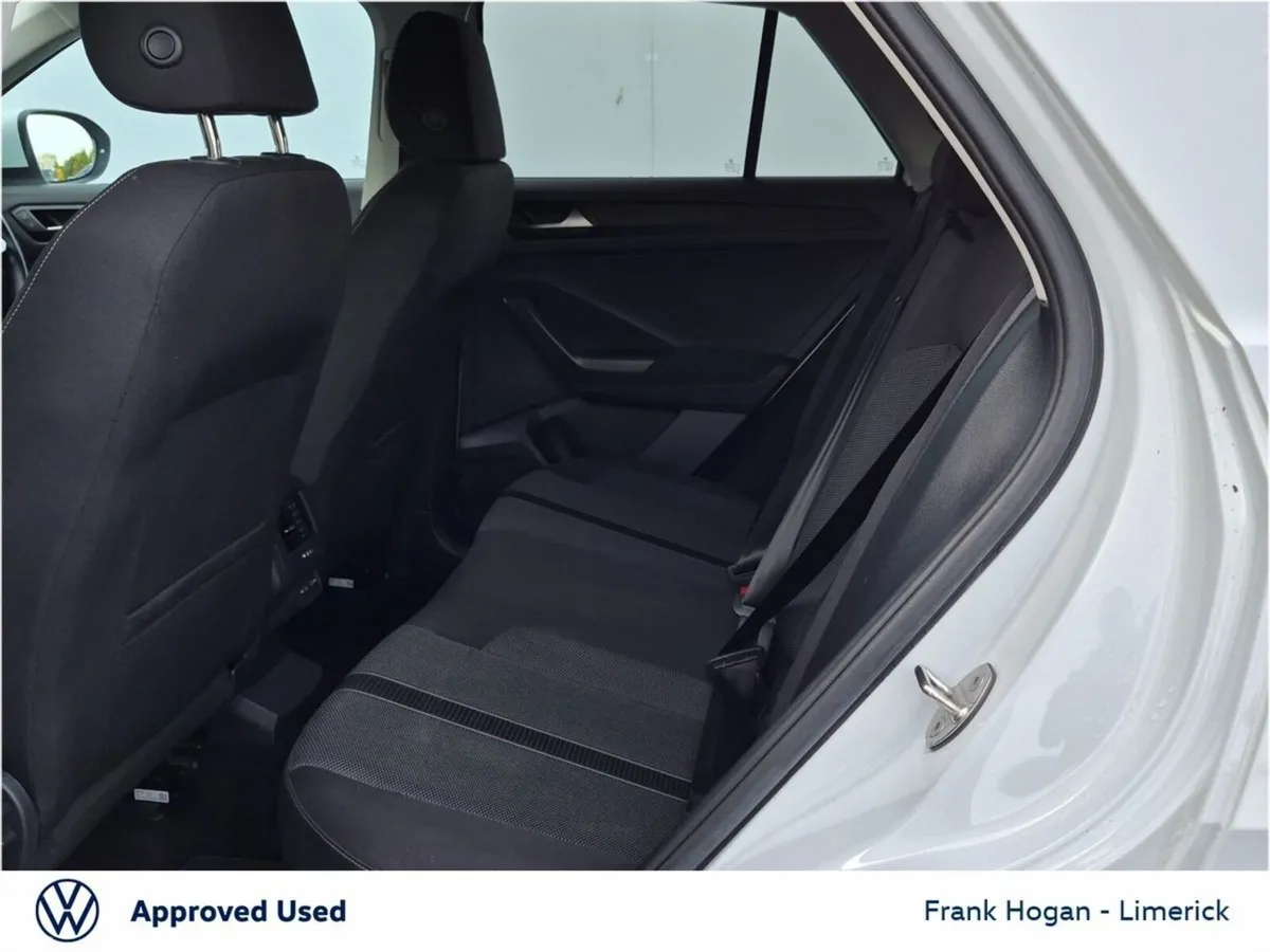 Volkswagen T-Roc SUV, Diesel, 2023, White