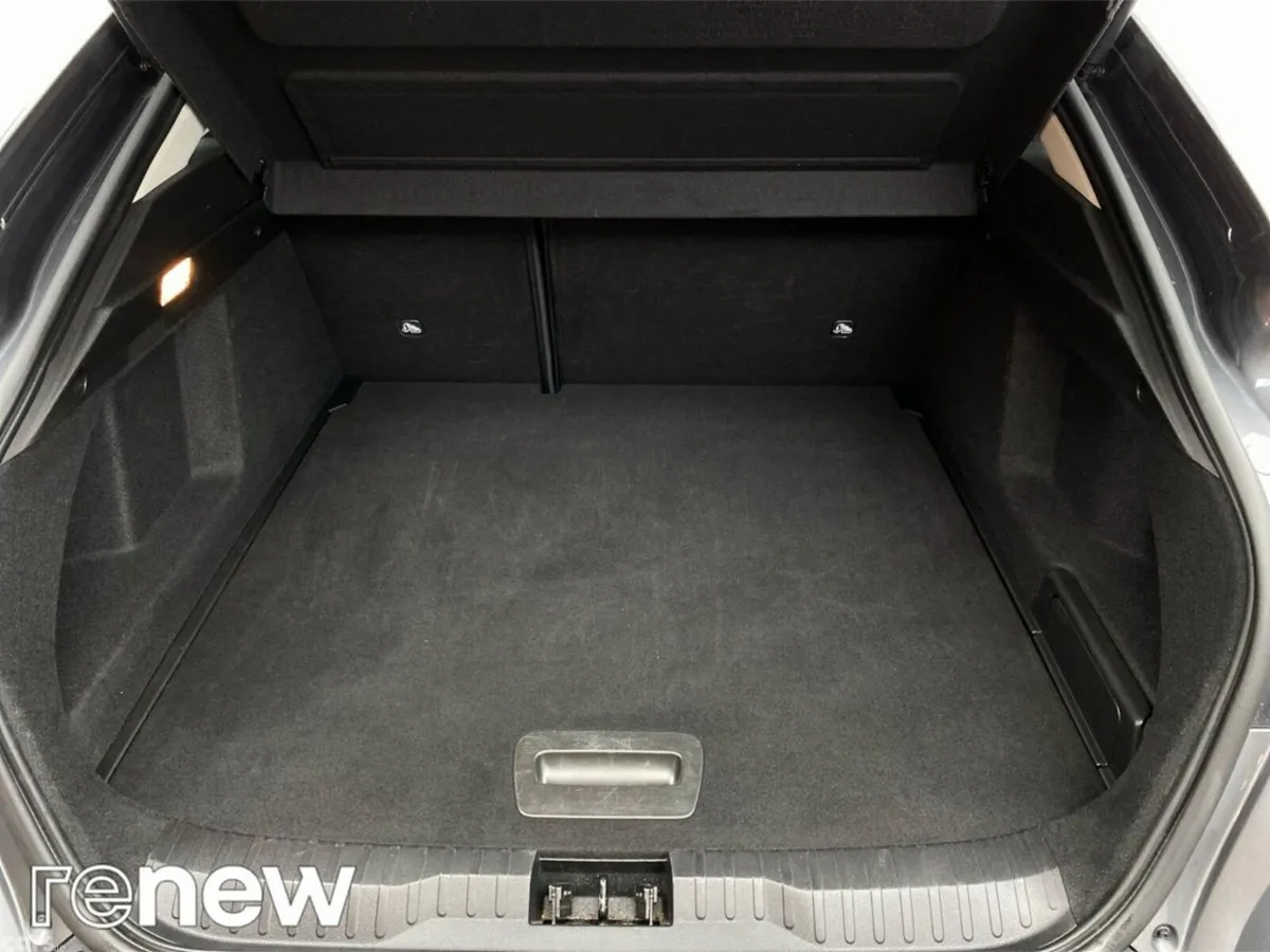 Renault Arkana Hatchback, Petrol Hybrid, 2025, Grey